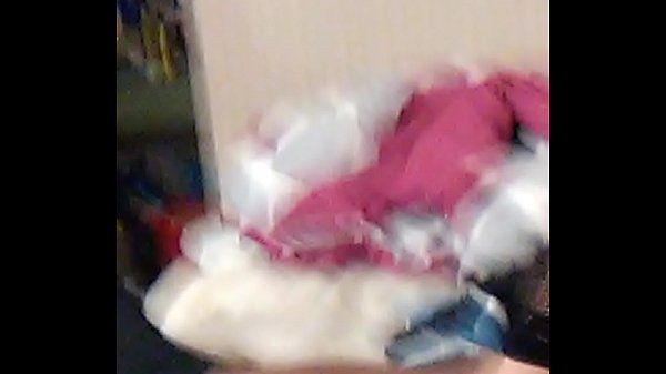 Play MP4 - Sexy slue and chocolate