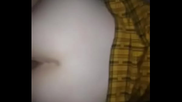 Fall&aacute;ndome Ala Puta De Mi Cu&ntilde;ada Mientras El Cornudo Trabaja thumbnail