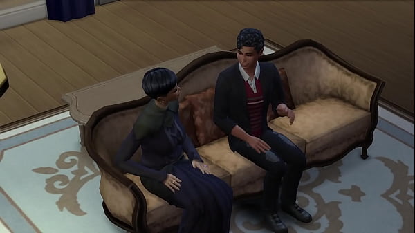 Madrasta faz a alegria do enteado na sala