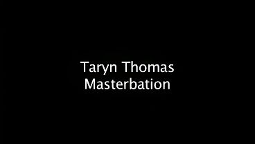 Nonton Taryn Plays With A Glass Dildo That She Pushes Into Her Moist Pussy thumbnail