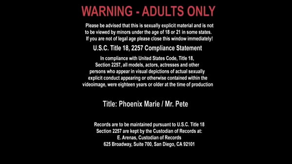 Nonton Enjoying A Steamy Workout With A Beautiful Bombshell thumbnail