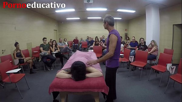 Clase nº1 de masaje erótico anal