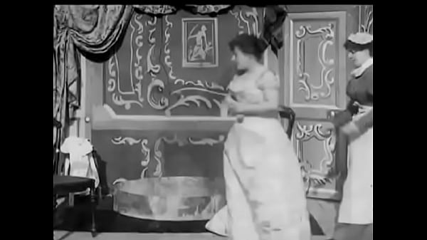 Nonton Apr&egrave;s Le Bal thumbnail