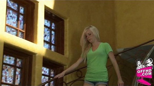 Nonton Girls Having Fun 1065 thumbnail