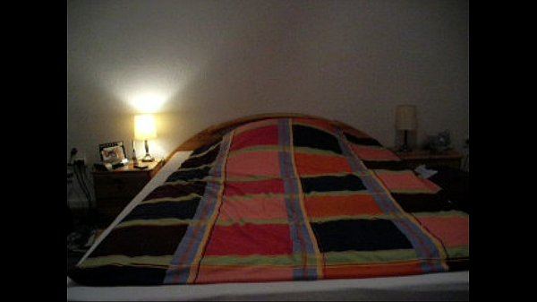 Britta onbed masturbating