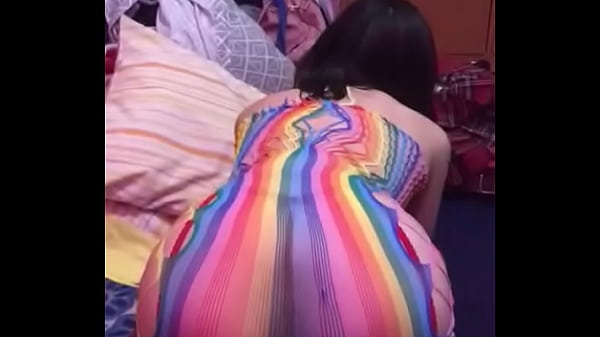 Nonton Provoca A Su Pareja Con Lencer&iacute;a thumbnail