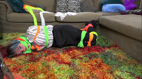 Luna Grey As Home Teacher In Bondage thumbnail