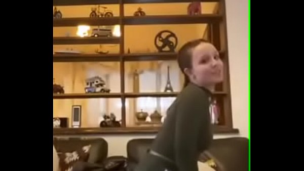 Lari Manoela Rebolando 