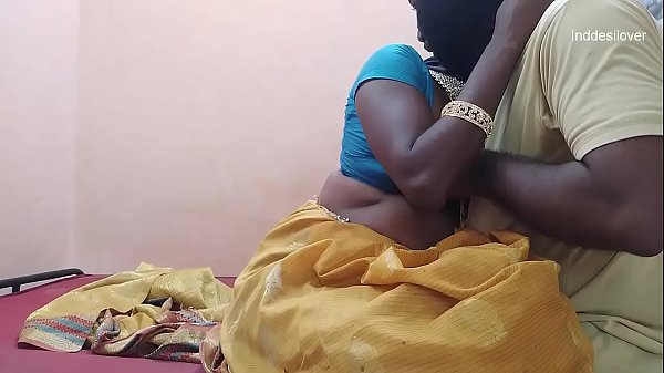 Play MP4 - आंटी की रसीली चूत