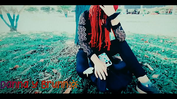 SEXO POR DINERO CAPITULO 7 LE_DOY DINERO A PELIROJA ENEL PARQUE