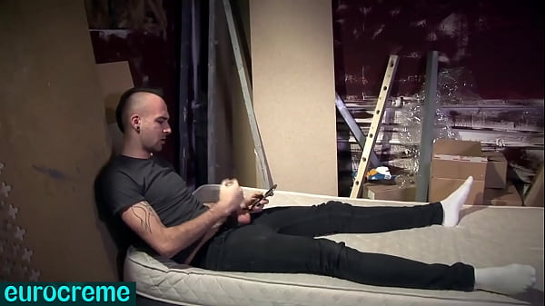 Eurocreme.com - He Ask To Be Pounded By Xxl Bareback Sex thumbnail