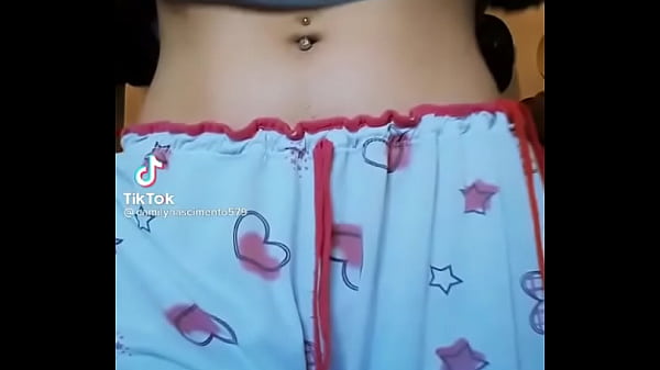 Nonton Novinha De Po&ccedil;os thumbnail