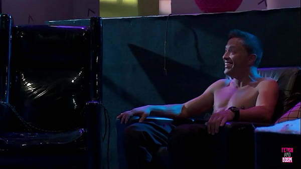 Nonton Catwoman And The Joker Go Into The Subterranean Metropolis To Engage In Morally Questionable Activities. thumbnail