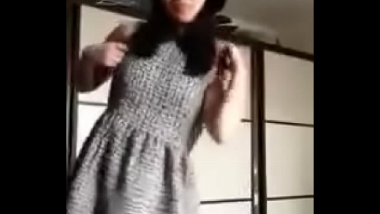 Chinese Girl Shows Herself On Webcam - Indoxtube