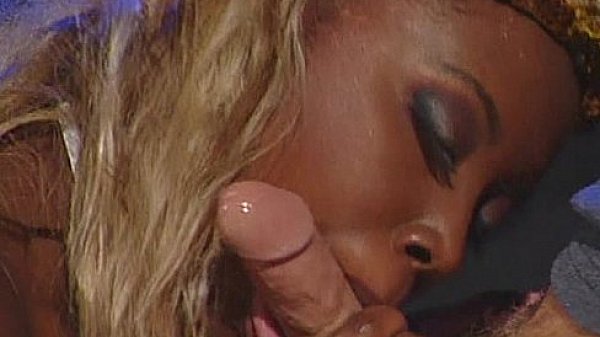 Metro - Freaknic - scene 5 - extract 1 