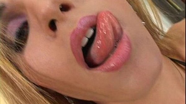 Trans Amore 15 Sc 3 Patricia Sereia 