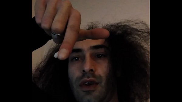 Play MP4 - In Albergo grandi emozioni 4&period;La notte di capodanno si festeggia alla grande&period; 2020&period;