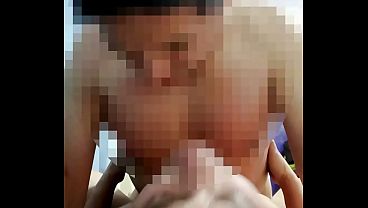 Madura gime como loca y me pide que le bese el cuello (parte 1) 