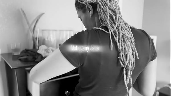 Nonton Cheating Wife Day Dreams Of Being Fucked By Another Man thumbnail