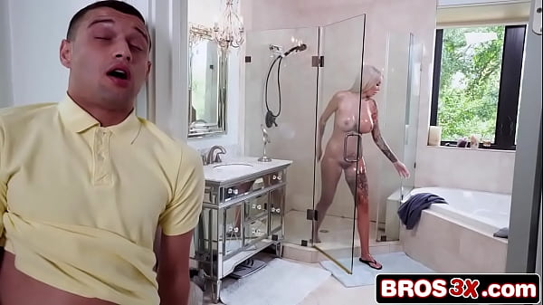 Play MP4 - Gorgeous German Stepmom Heals Pervy Stepson's Dick - Blondie Bombshell