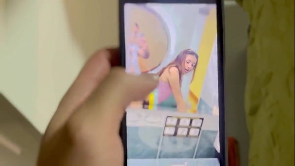 Nonton Mi Hermnastro Me Quire Embarazar thumbnail