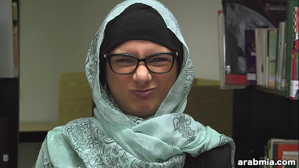 Mia Khalifa Takes OffHijab and Clothes in Library mk13825