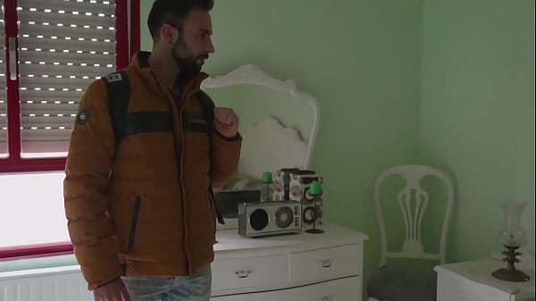 Play MP4 - Me FOLLO a mi CASERA MADURA