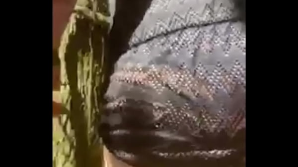 Play MP4 - On the river with friends