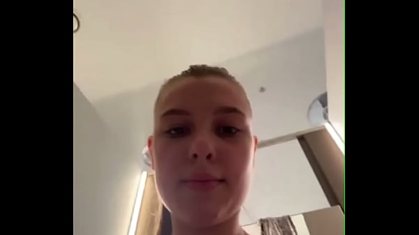 Nonton Hardcore Masturbate In Changing Room thumbnail