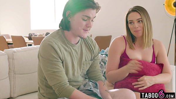 Play MP4 - Babysitter busted fucking her boyfriend by the MILF home owner