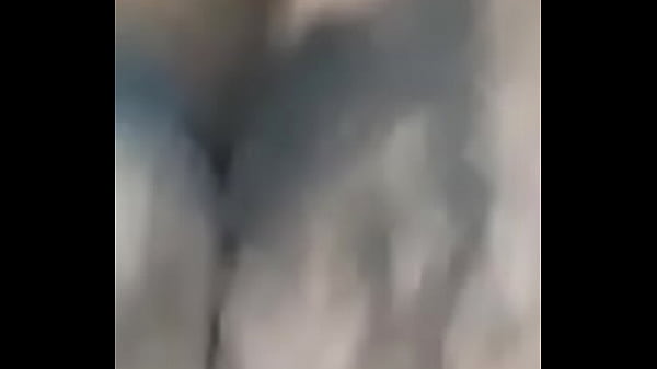 Play MP4 - Following me