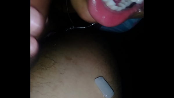 Essa ama chupar piroca