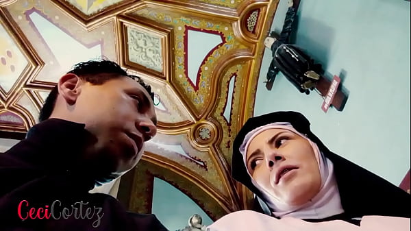 Sor Raymunda - Sue&ntilde;o Que Me Follo Al Padre Y El Me Lo Hace Realidad thumbnail