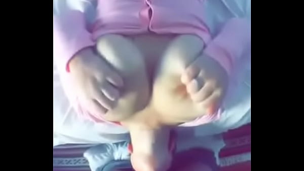 Play MP4 - Deep throat and BIG TITS