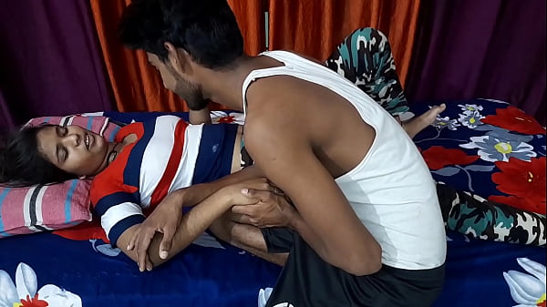 Hindu virgin girl first time sex tight desi pussy seal break in indian audio with loud moaning