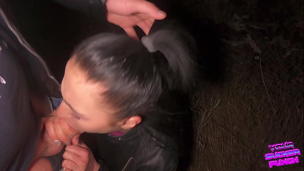 Play MP4 - Night Face Fuck Outdoors