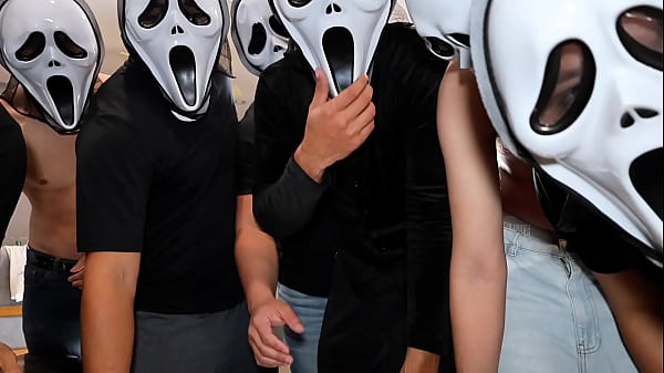 Play MP4 - Gang-Bang a hotwife con 7 chicos