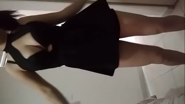 Nonton Shacking Tits thumbnail