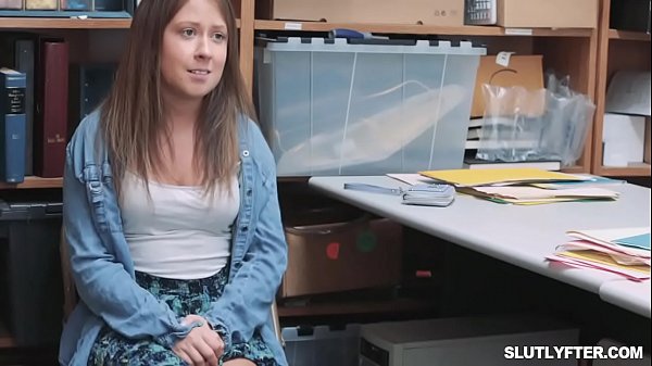 Play MP4 - Teen suspect Natalia return the items   she stole but still punished by the officer on   duty