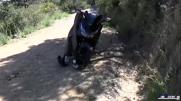 Little Spanish brunette Mature fuckingand sucking big cock in the mountains.(full escene)