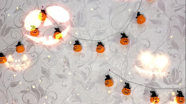Nonton Role Play: Halloween Treats By Cheerleader Mia Mimi thumbnail