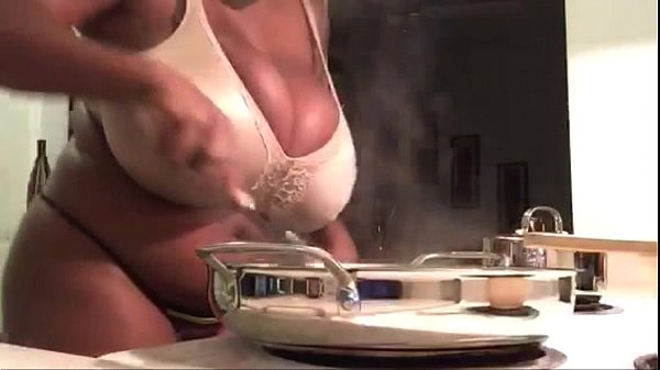 Play MP4 - Maserati XXX - Cooking in my Bra  Panties Pt&period;2 &lpar;on Periscope&rpar;