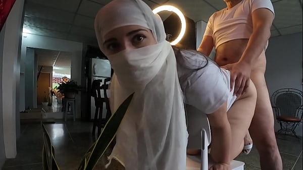 Religious Muslim gets cum in her ass after hardfuckingHijab Hookup