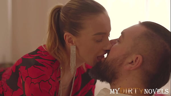 Play MP4 - Mary Frost - Surprise for husband on Valentine's day