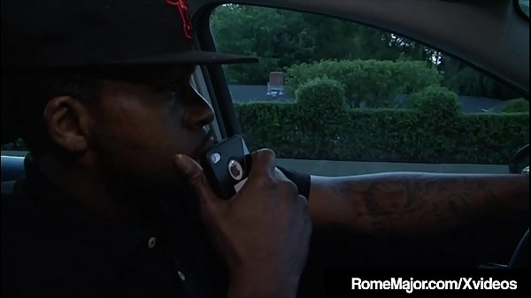 Ebony_Yasmine De_Leon Blows Black Cock Rome Major!