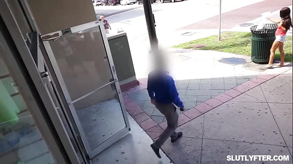 Jack fondles queenie 