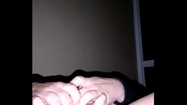 Nonton La Cuarentena Me Tiene Muy Caliente. [golosita Chilena] thumbnail