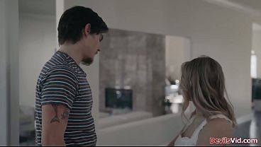 Nonton Coco Lovelock Was Shocked Seeing Her Bfs Stepmom Penny Barber Squirting Ifo Them.the Guy Gets Them To A Threesome,fucks The Milf Then His Girlfriend. thumbnail