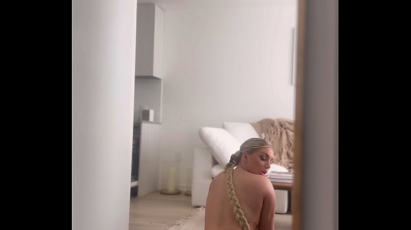 Oiled Up Intense Squirting Orgasm With Fuck Machine - Kayley Gunner - thumbnail