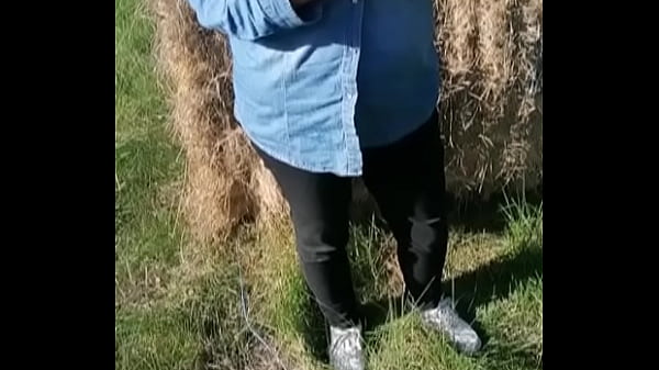 Nonton Si Tu Veux Me Retirer Mon Body On Me Prendre Sur La Botte De Foin Hummje Te ... thumbnail